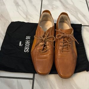 Puma male dress shoes. Size 9. Light brown. Leather.